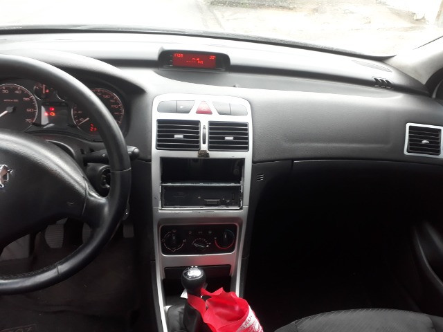 Peugeot 307 CC 1.6 FX PR bom estado - Foto 6