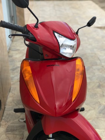 BIZ 2015/15 SEGUNDA DONA! HUCK MOTOS