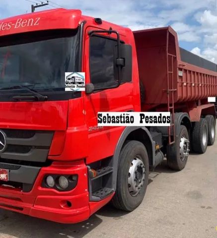 Caminhão Boiadeiro Bi-Truck em Madeira Vermelho