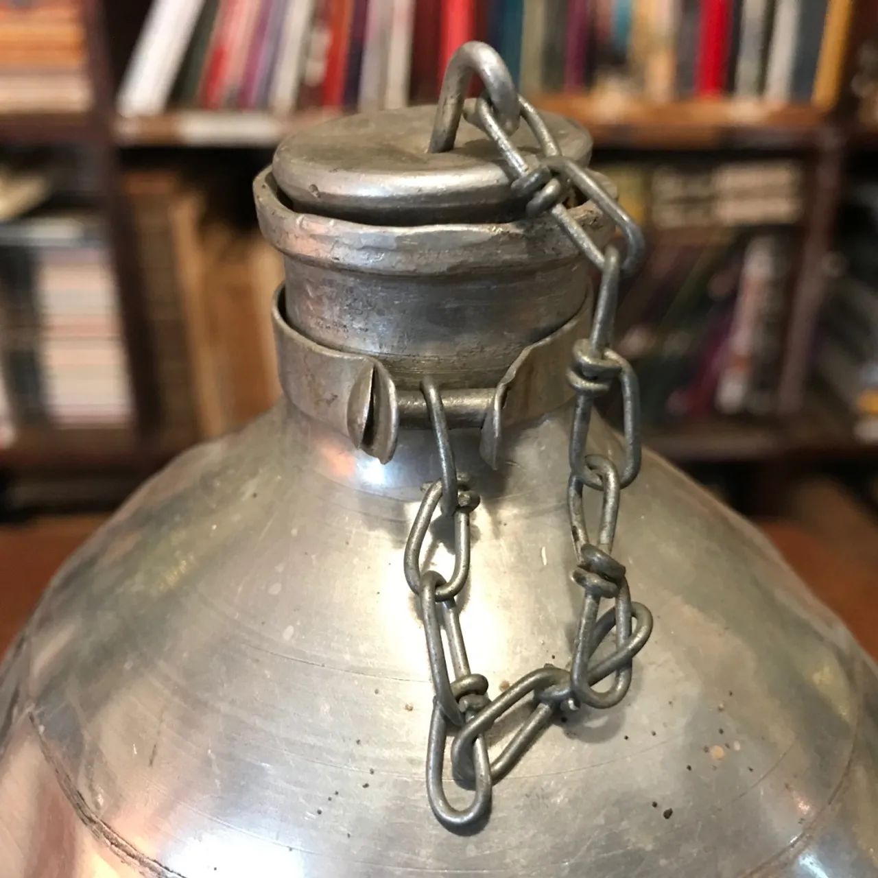 Antigo Cantil de camping, em alumínio - Foto 6