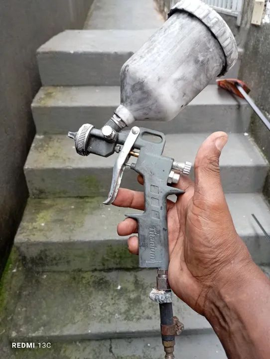 Pistola de pintura Titanium usada