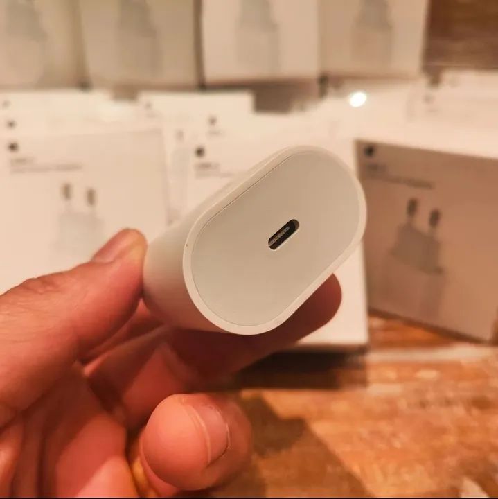 Fonte Apple USB - C 20W Lacrada Premium