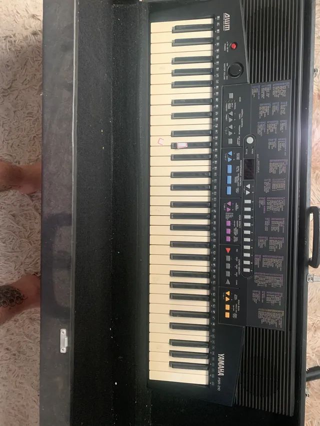 Teclado Yamaha psr210