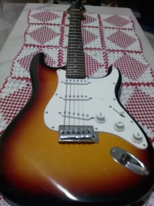 guitarra Eagle  - Foto 4