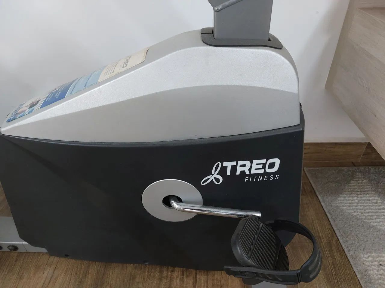 Bicicleta Ergométrica Reclinada Treo Fitness R108 - Foto 5