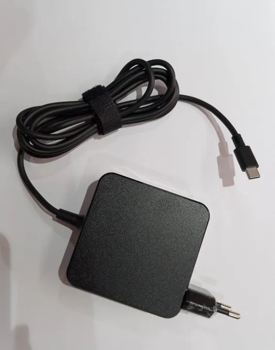 Fonte  Para  Notebook /Ultrabook/Tablet   Tipo -C  65W