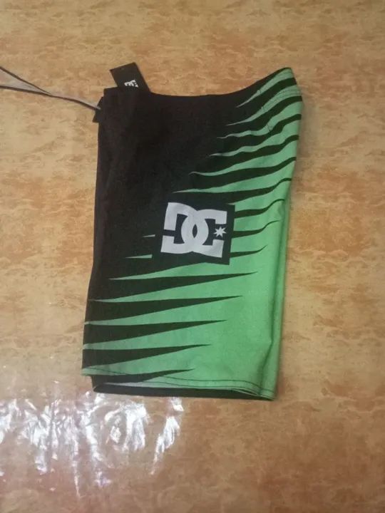 Bermudas originais importadas criança Puma e DC  - Foto 3