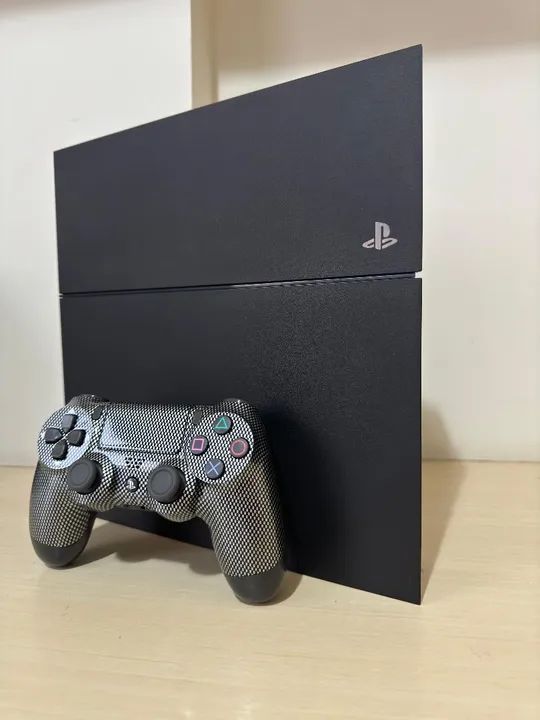PS4 semi novo com garantia 