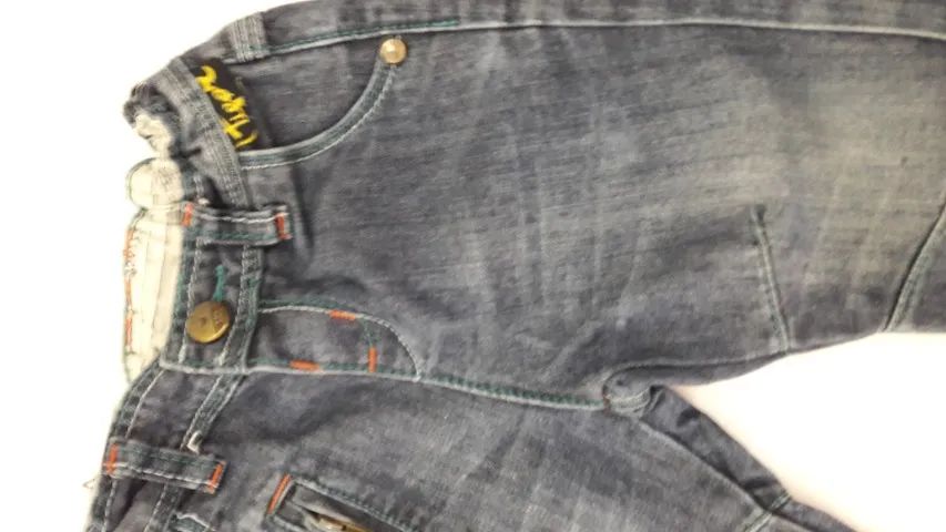 Calça Jeans Infantil Bebês Marca Tigor tam 9 a 12 meses seminova ótima - Foto 4