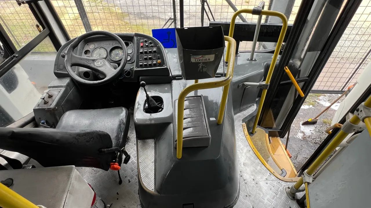 ÔNIBUS CAIO FOZ MERCEDES BENZ Of 1418 - Foto 5