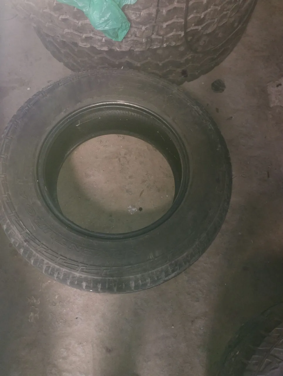 Pneus 265/65/17r