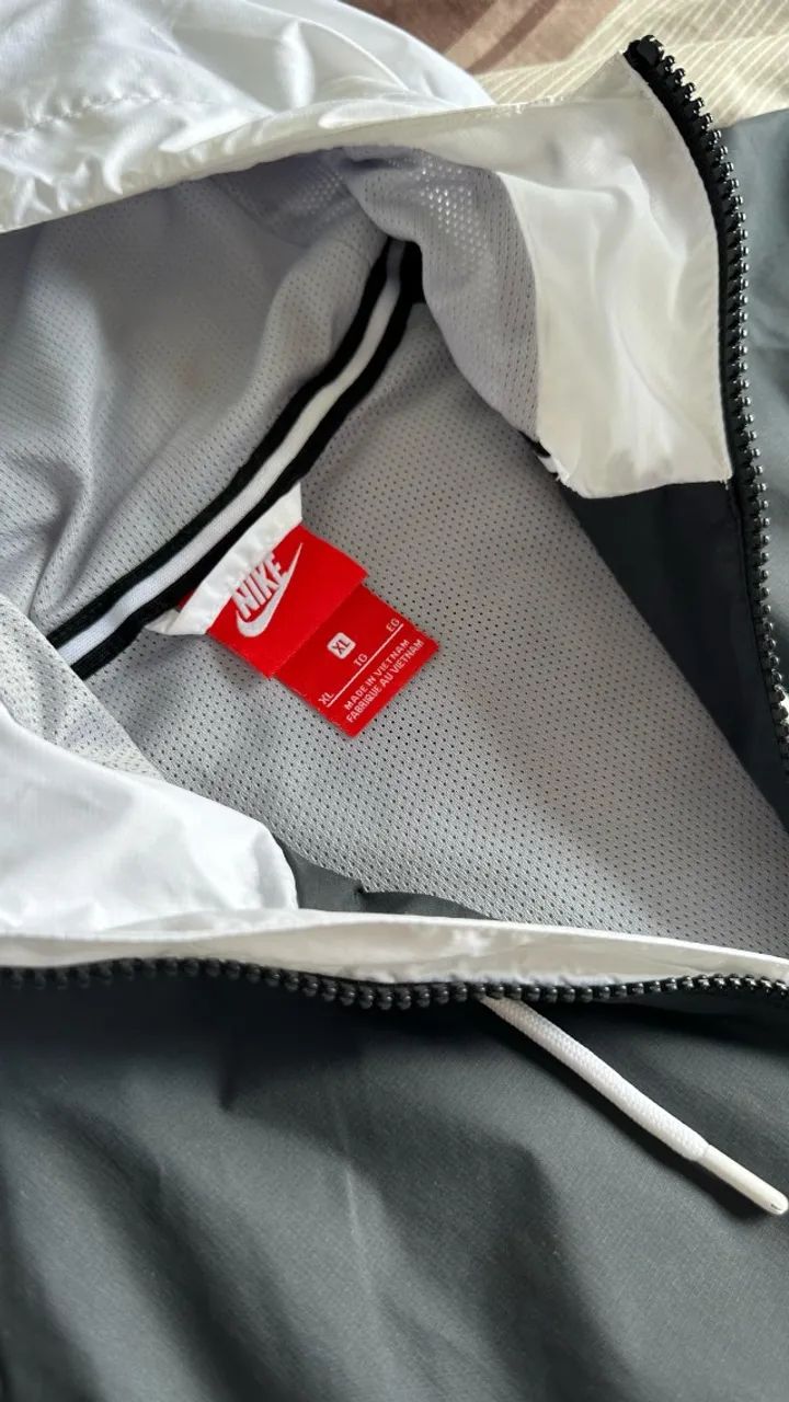 jaqueta corta vento Nike Windrunner - Foto 2