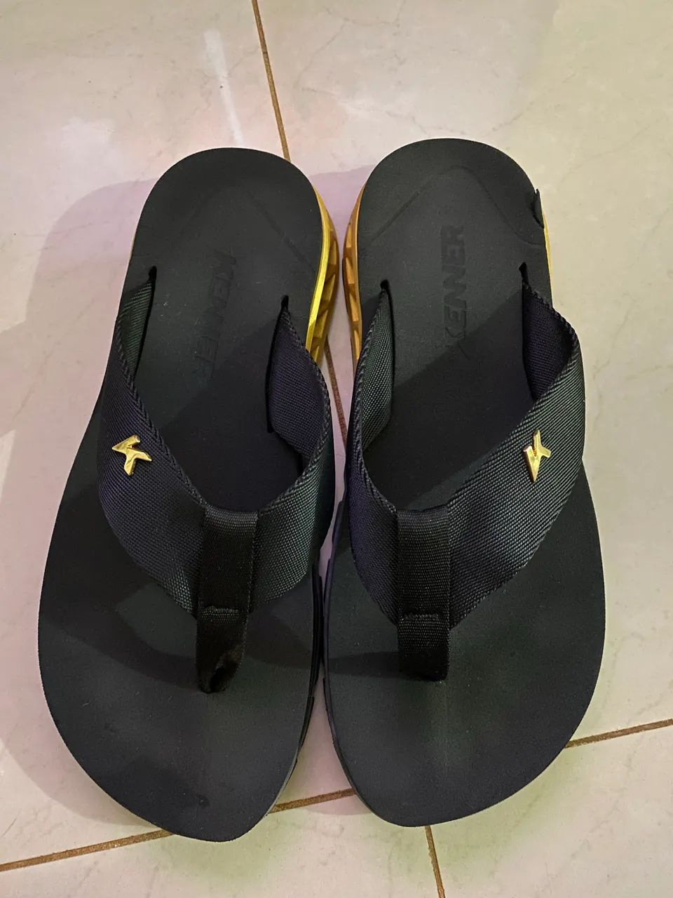 Chinelo Kenner Preto - Foto 3