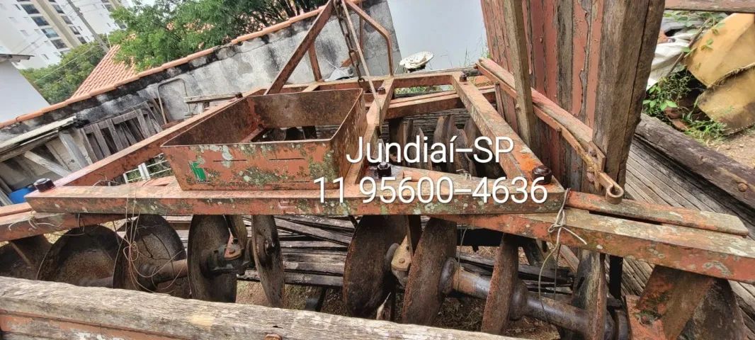 Grade para trator 4200 ou superior 20 discos marca Lavrale