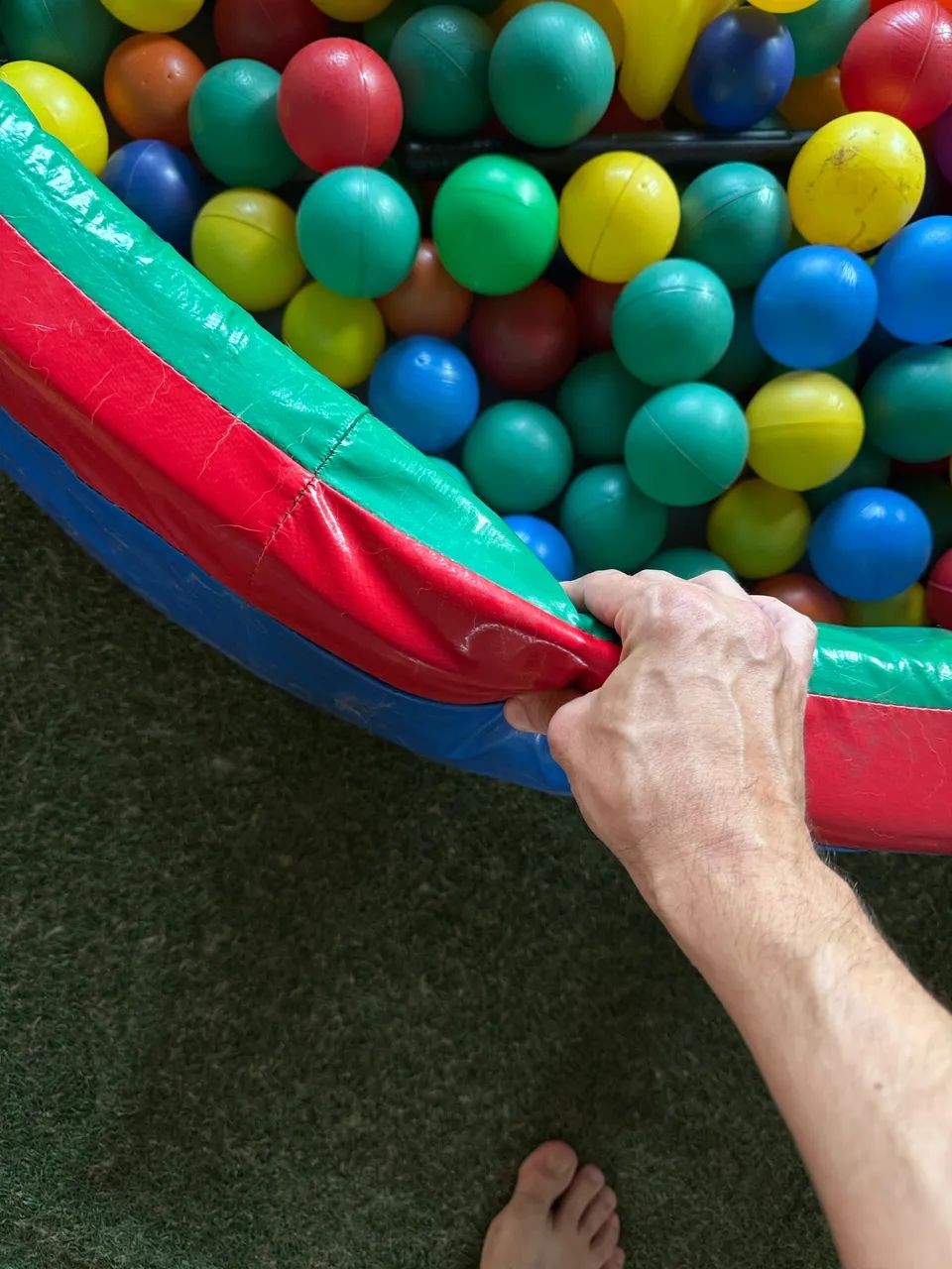 Piscina de bolinhas acolchoada - Foto 4