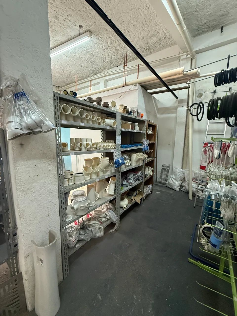 - PONTO COMERCIAL À PASSAR - MATERIAIS PARA CONSTRUÇÃO!!!