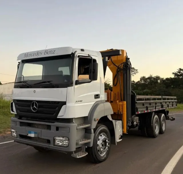 Axor 3340 6x4 2011 munck masal 35t