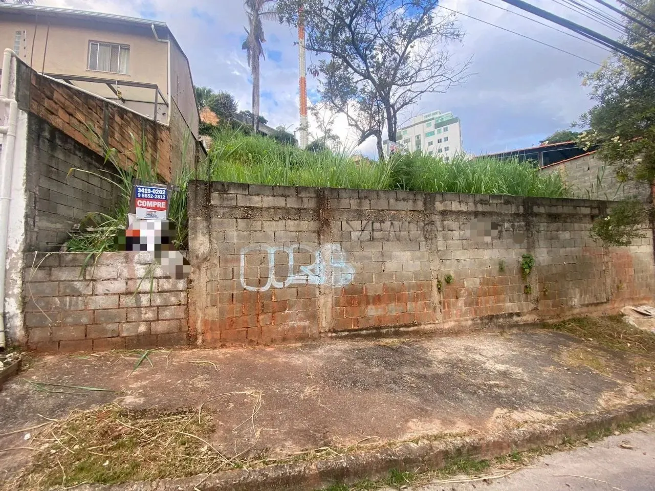 LOTE DE 312 M² NO BAIRRO MANACÁS