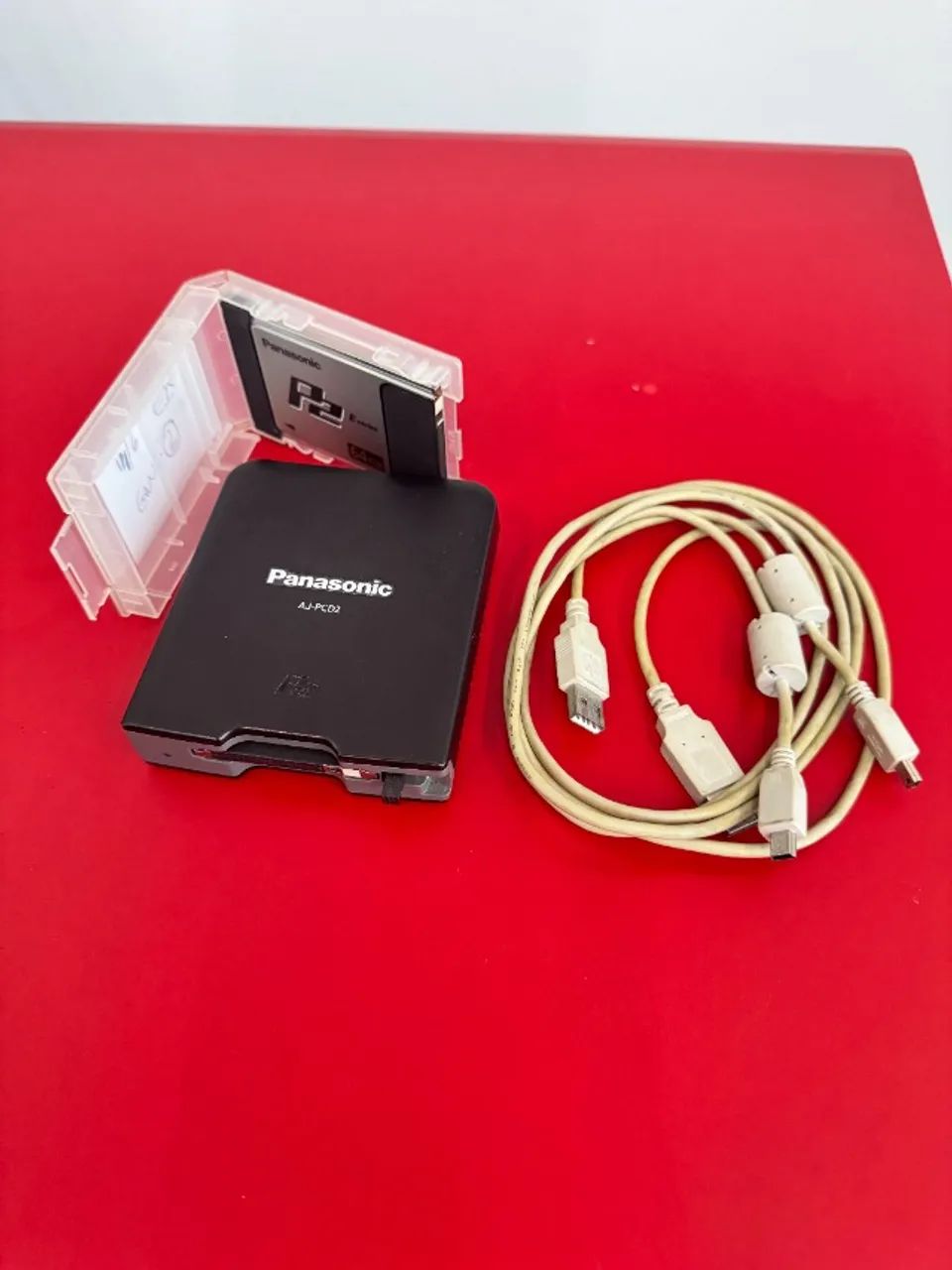 Panasonic AJ-PCD2 - Leitor P2 Profissional Portátil - com cabos