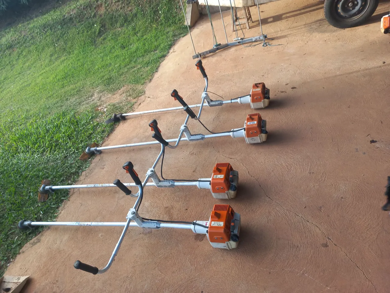 Roçadeiras Stihl Profissionais - Diversas Unidades