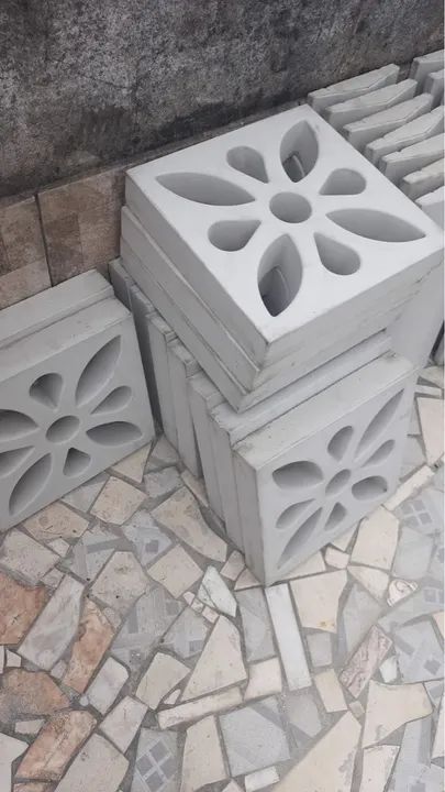 Bloco de Concreto Decorativo - Flor 39x39cm - cobogo de cimento - Foto 2