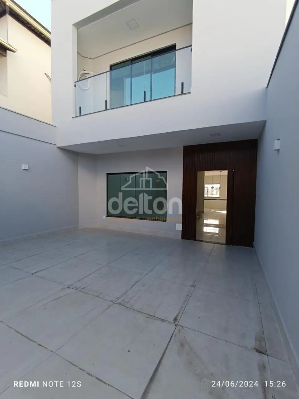 Casa para Venda em Governador Valadares, São Pedro, 3 dormitórios, 1 suíte, 4 banheiros