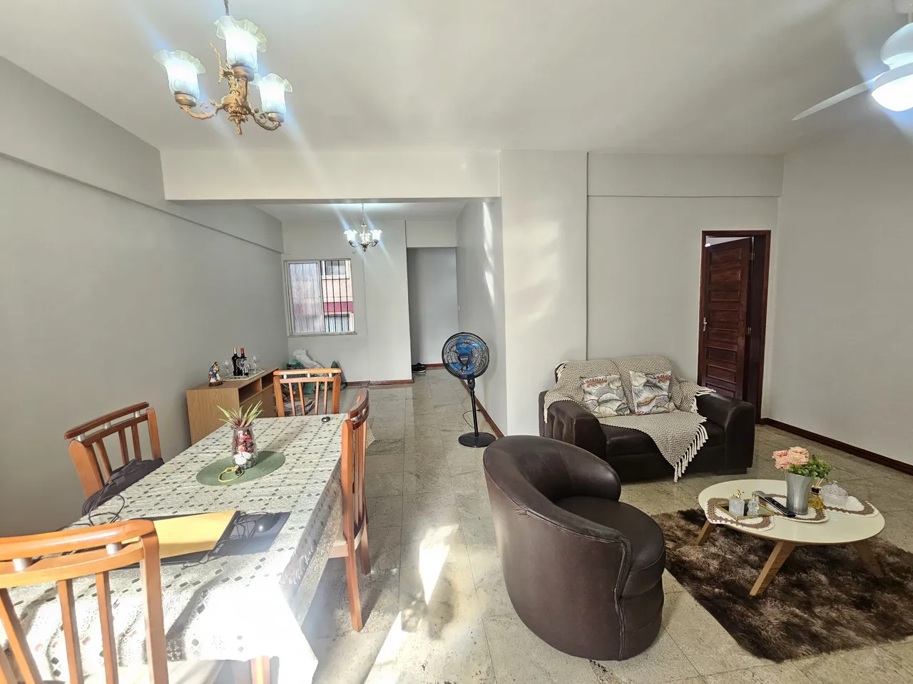 Amplo apartamento à venda de 140m² com 3 quartos no Ed. Germano Melo em Nazaré - Belém -