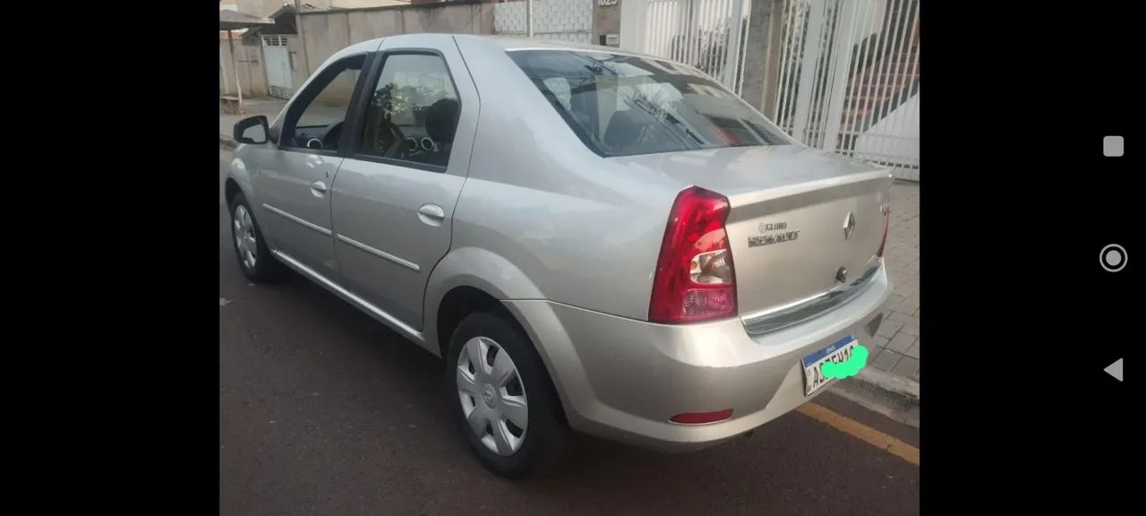Logan 1.6  completo ano 2011 exclusive com 129 mil km 2* dono em bom estado  - Foto 5
