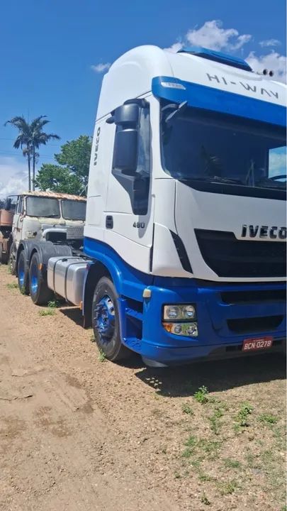 Caminhão Iveco Hi-Way 480 - 2019 único dono