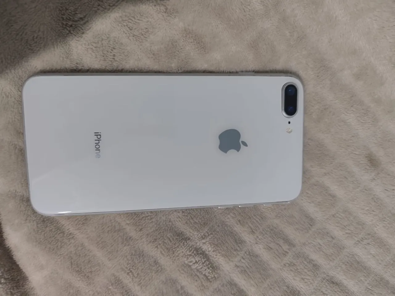 iPhone 8Plus