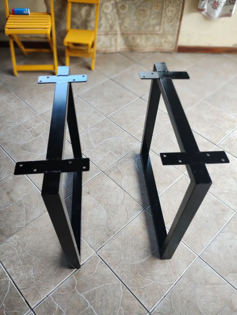Base em ferro para móveis 64962115581699123