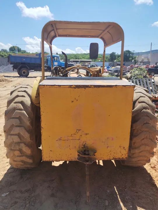 Carregadeira MF 65 Pula pula - Foto 2