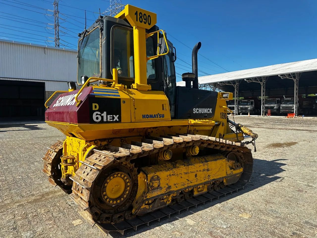 Trator de Esteira Komatsu D61EX-15EO ano 2011 - Foto 4