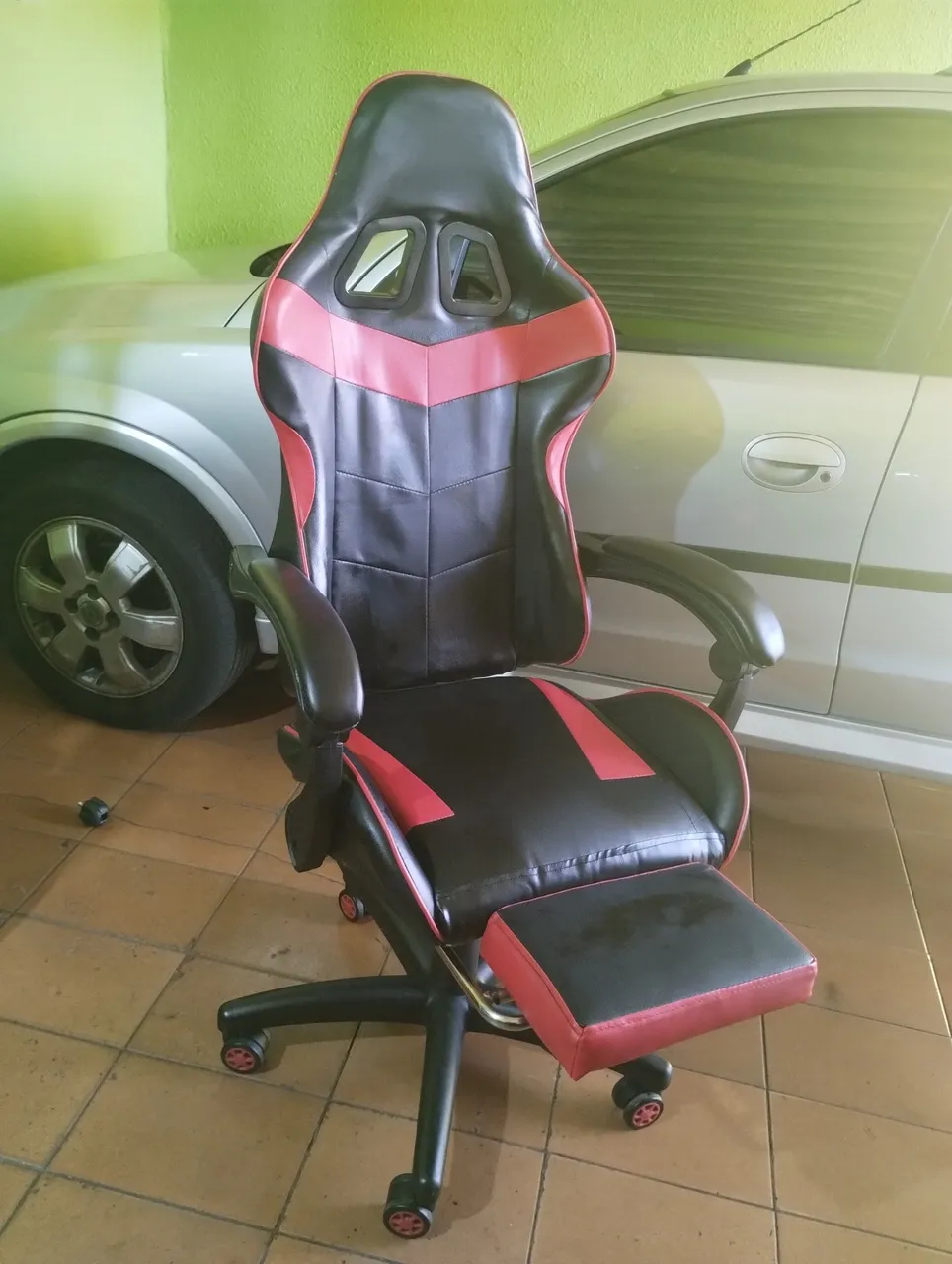 Cadeira Gamer Confortável giratória no corvin
