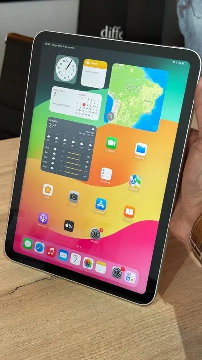 iPad 10 64GB Silver - Garantia de fabrica até 03/2025! Até 12x no cartão! 64 GB