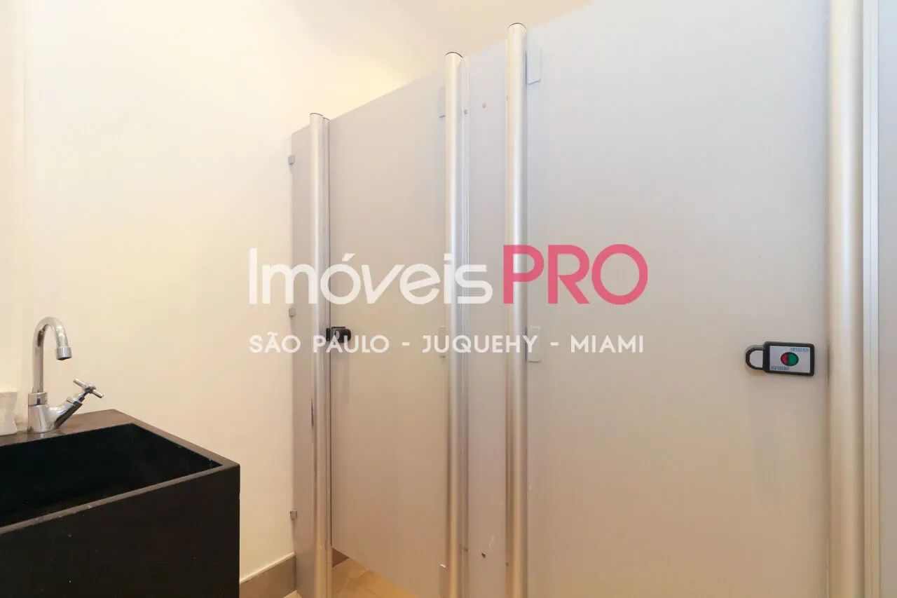 Loja com pé direito duplo em prédio famoso na Berrini | 257 m² amplos e aproveitáveis - Foto 6