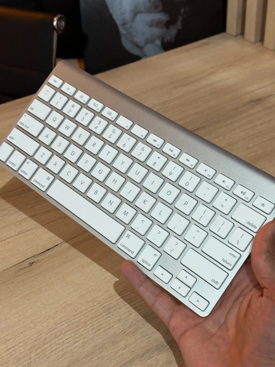 Magic Keyboard Original Apple - Com 90 dias de garantia! Até 12x no cartão! Semi novo