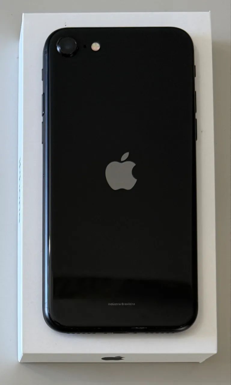 iPhone SE 2ª geração 64gb - Preto - Celulares e Smartphones