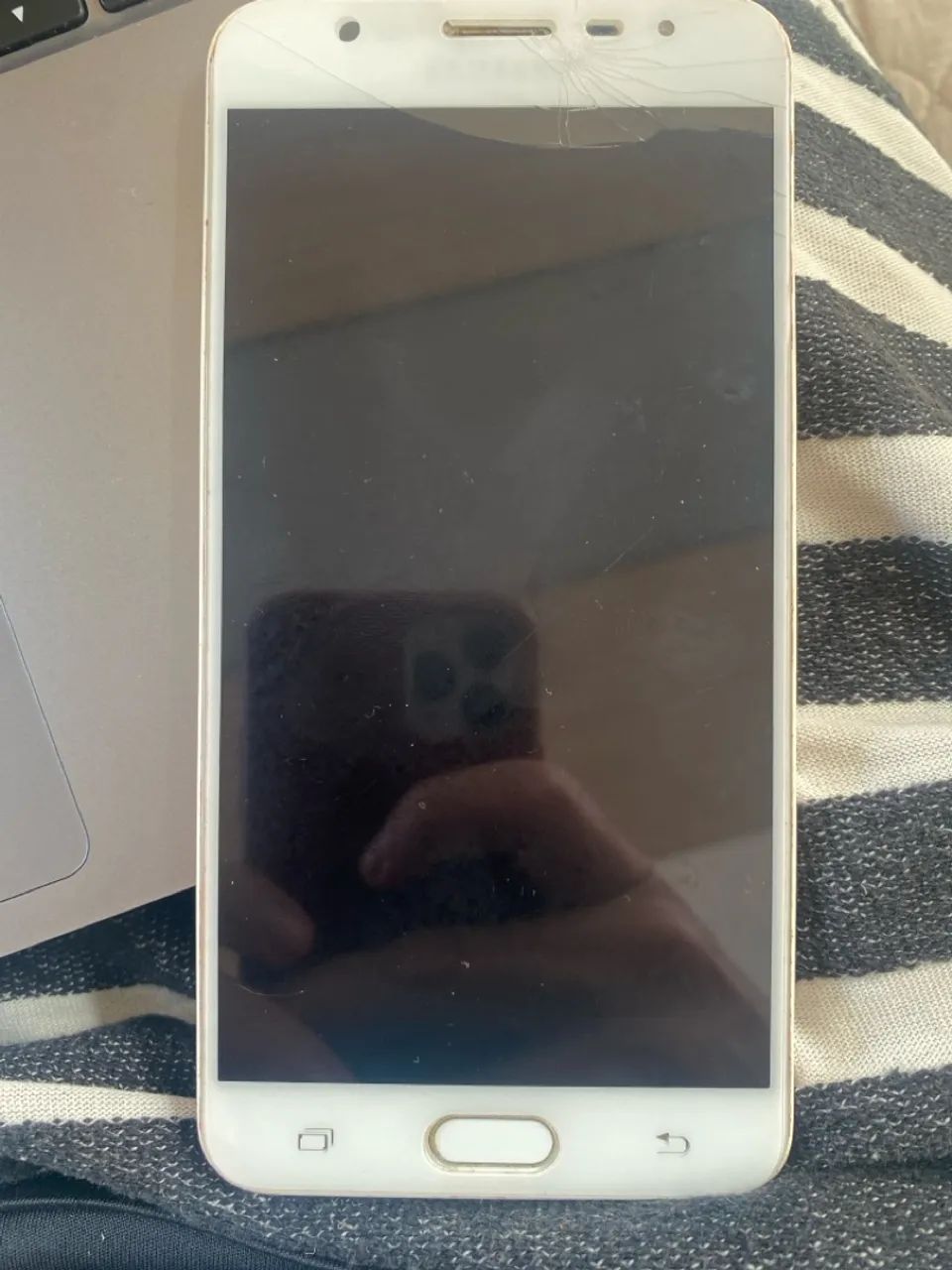 Samsung Galaxy J7  - Foto 2