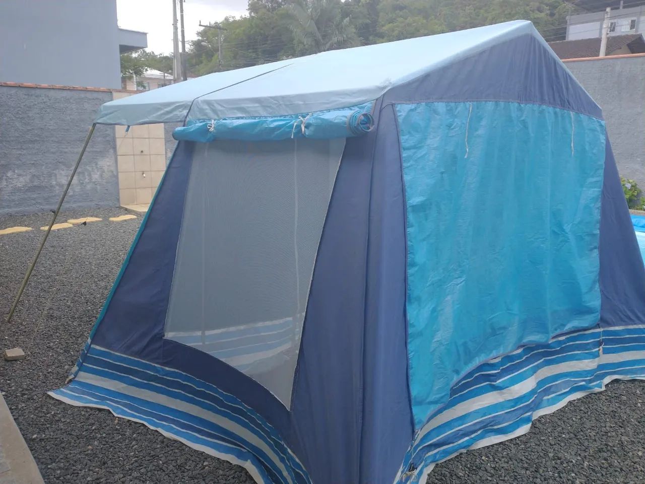 Barraca de Acampamento Azul + mesa dobrável  - Foto 3