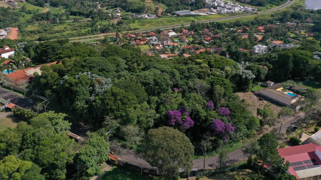 Mais de 1.900 m² para você construir no Bosque do Imperador para venda - Foto 3