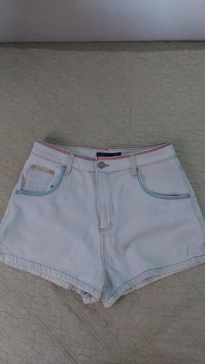 Shorts Jeans Branco Feminino