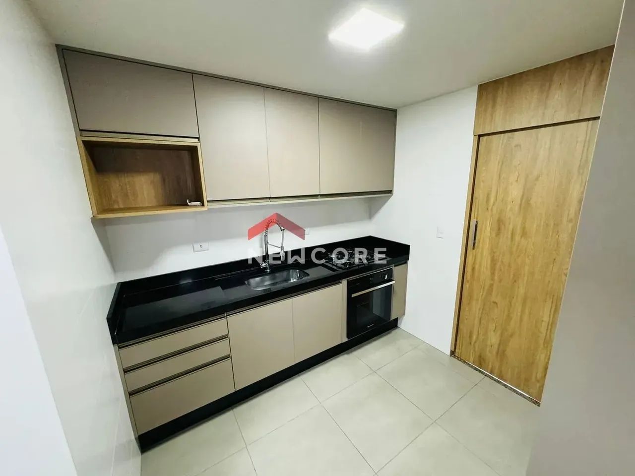 Apartamento em Rua Pioneiro Waldemar Lingiardi - Jardim Cerro Azul - Maringá/PR - Foto 5