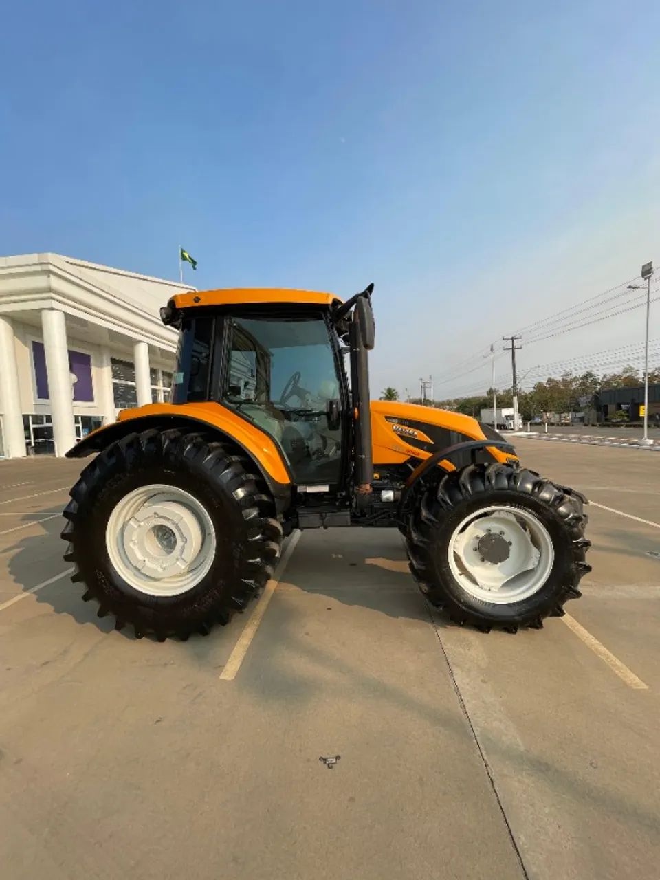 Trator Valtra A 144 Hitech 2022