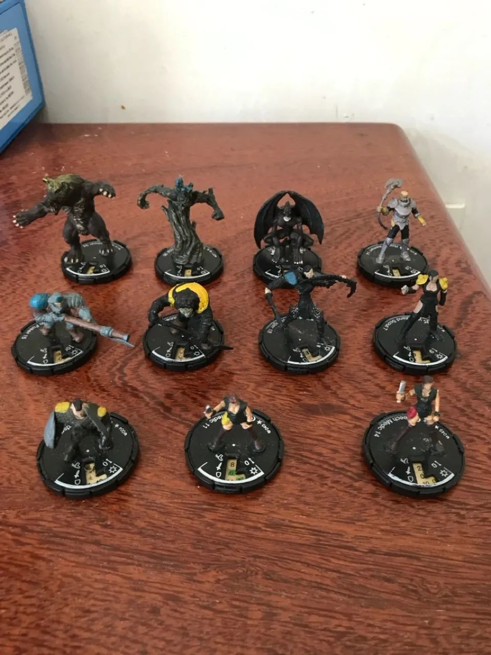 Miniaturas Heroclix - Coleção Variada - Foto 2