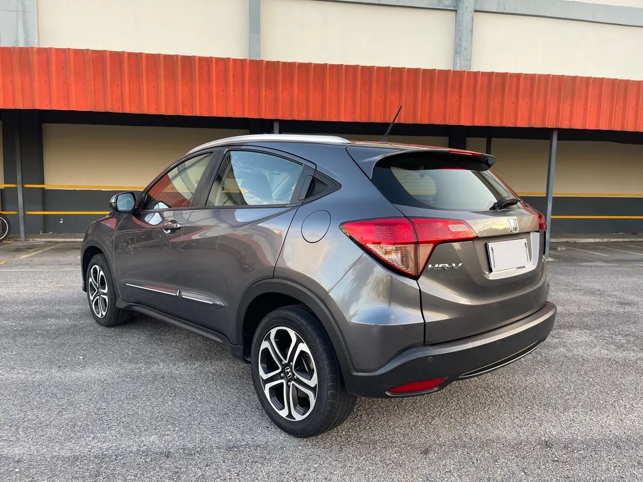 Honda HR-V 2018 automática muito conservada valor R$ 88.990 - Foto 5