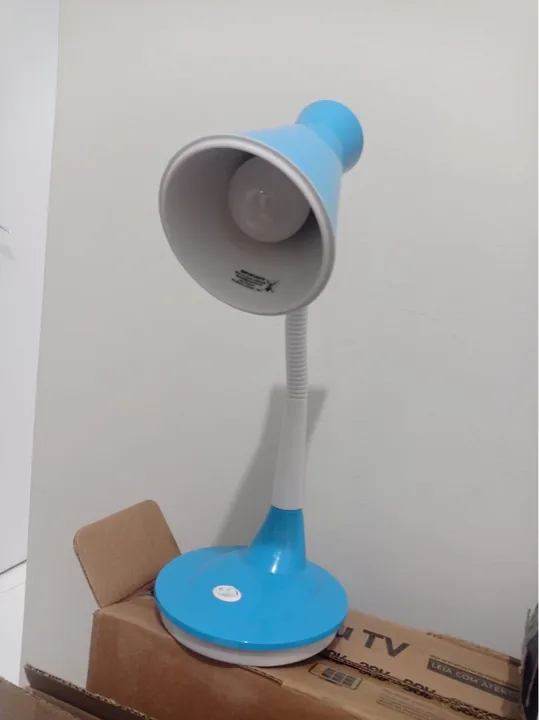 Luminária de Mesa LED - Azul