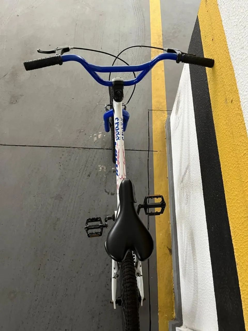 Bicicleta Caloi Cross Branco com Azul - Aro 20 - Foto 3