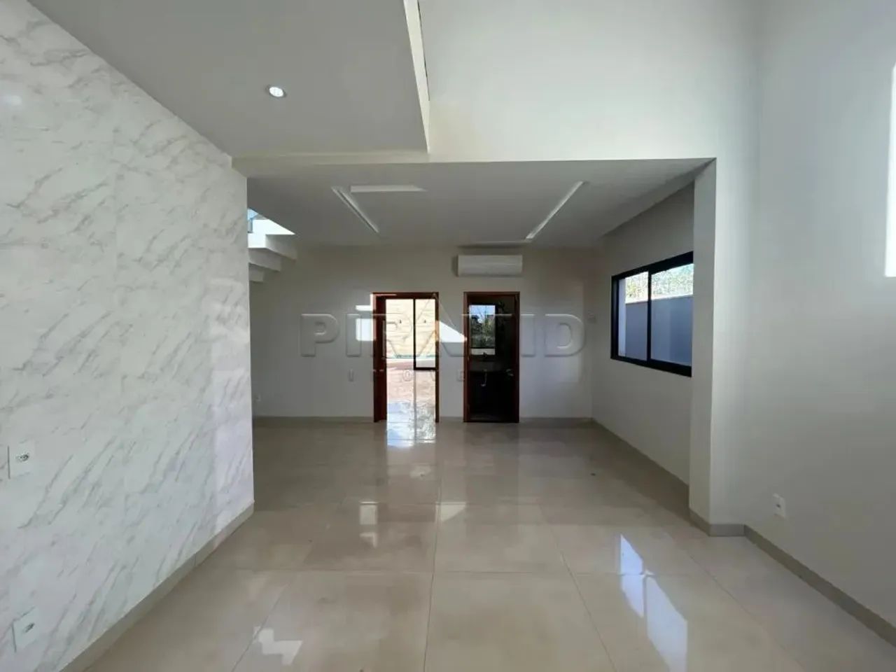 Sobrado alto padrão com 250m², bairro Residencial Alto do Castelo, Zona Sul de Ribeirão Pr - Foto 2