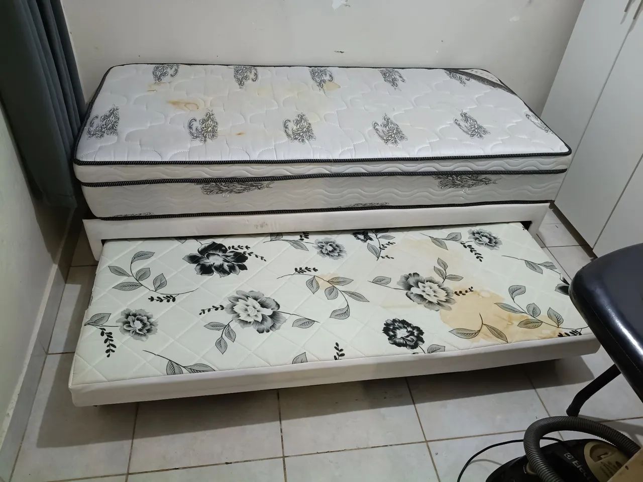 Cama de solteiro 